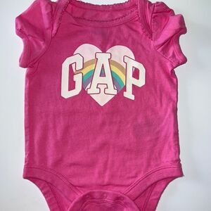 🛍🛍 Pretty Little Girls Top Size 0-3 Months 🛍